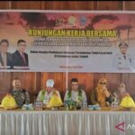 Komisi V DPR dan Dirjen PKP kunjungi pemukiman suku Bajau di Buton Tengah