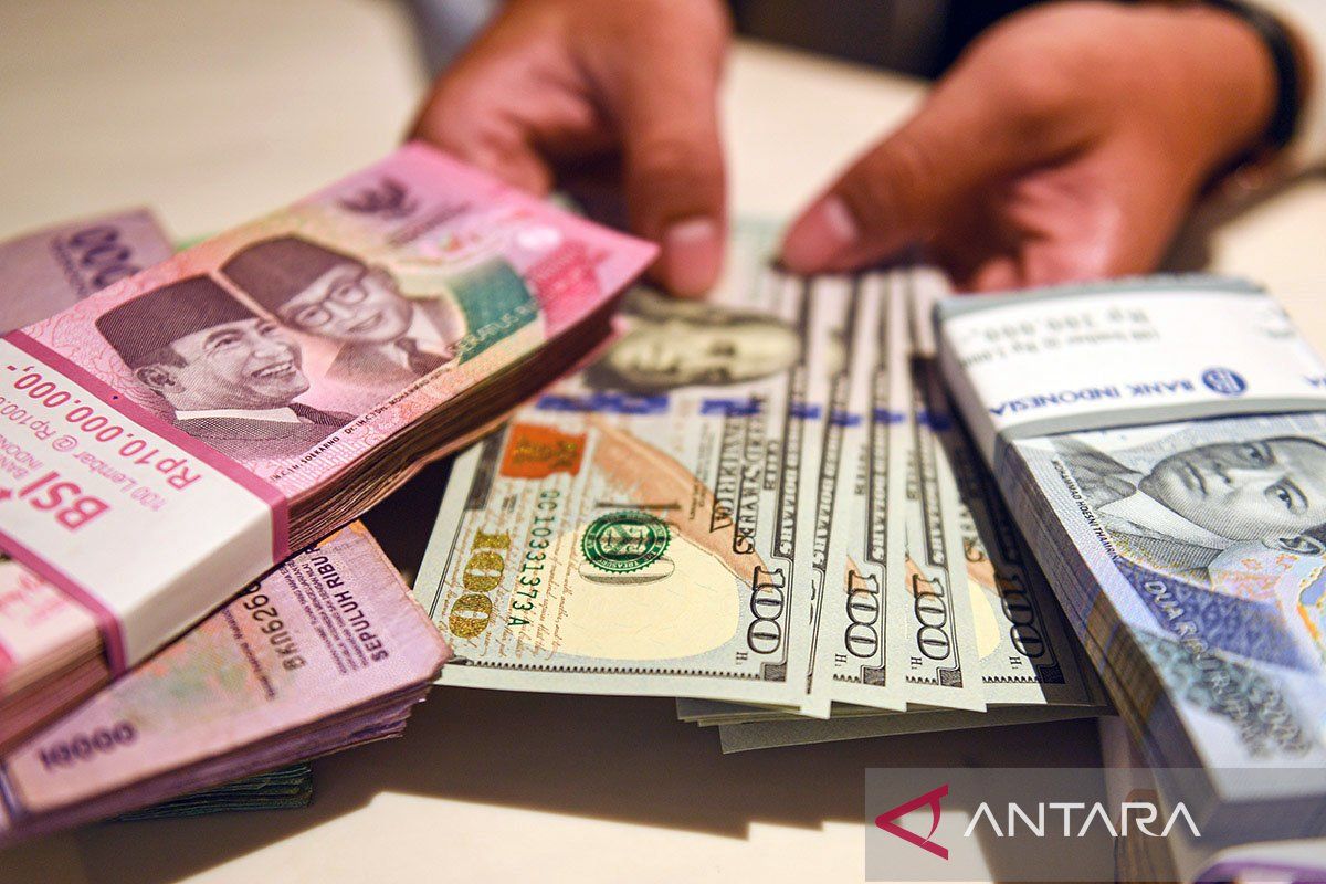 Rupiah pada Selasa pagi melemah 0,02 persen jadi Rp16.683 per dolar As
