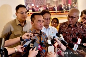 Ekonomi kemarin: Skema atasi Whoosh sampai Aceh terlibat kelola hulu migas